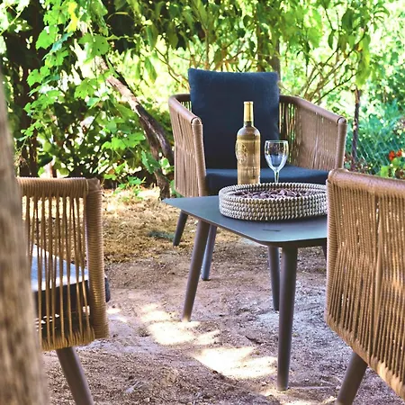 Hidden Valley - Charming 2br House In * מיליו