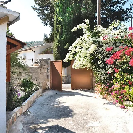 בית נופש Hidden Valley - Charming 2br House In *