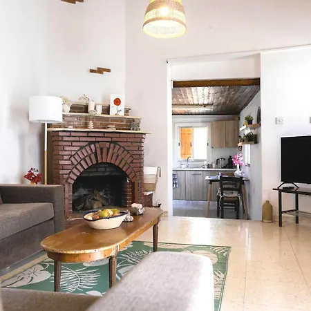 בית נופש Hidden Valley - Charming 2br House In *